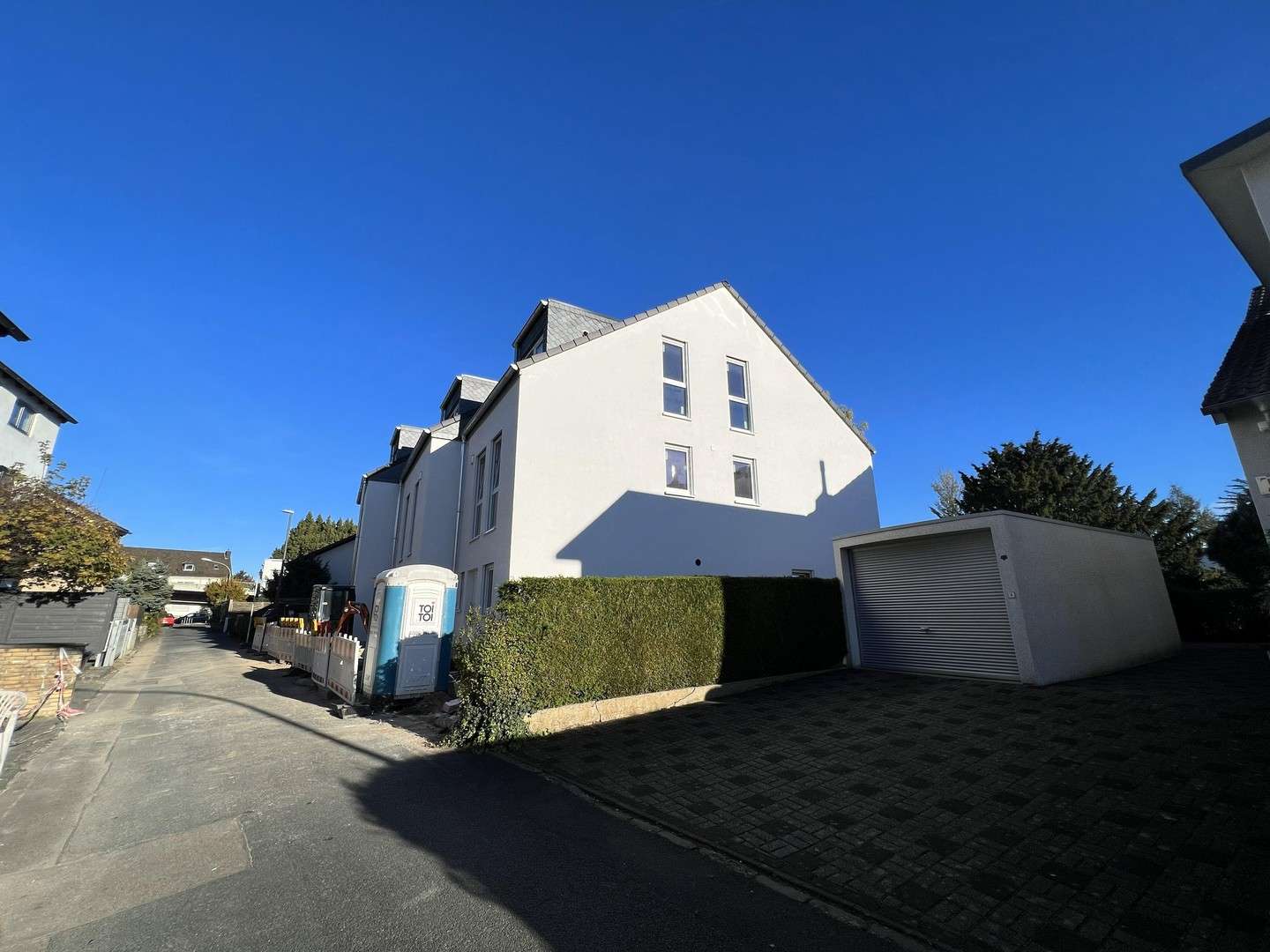 Thumbnail-Haus zum Mieten in Köln 1.995,00 € 145 m²