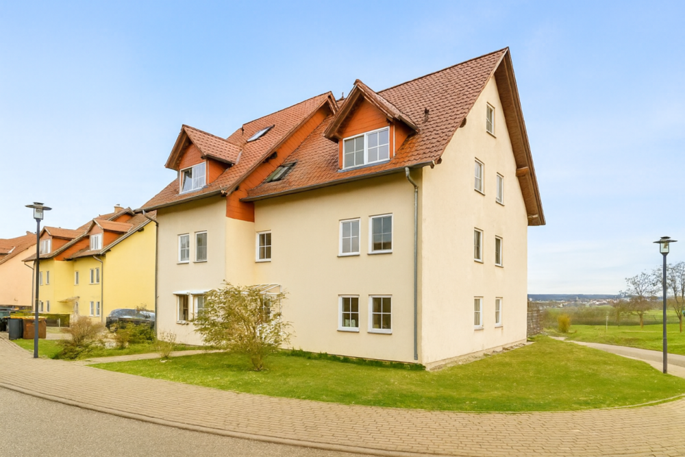 Thumbnail-Wohnung zum Kaufen in Naumburg 86.500,00 € 69.35 m²