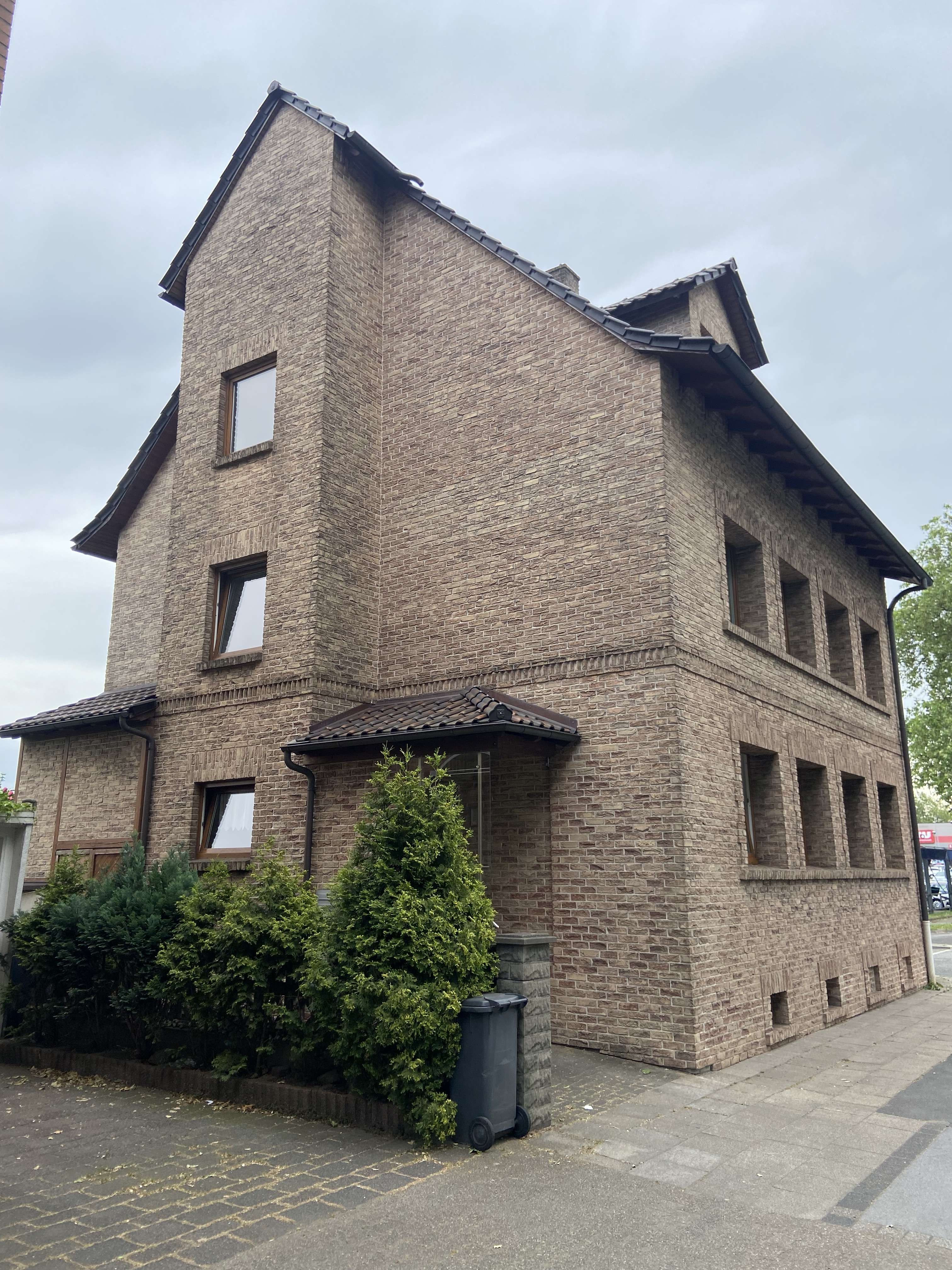 Thumbnail-Wohnung zum Mieten in Gelsenkirchen 420,00 € 46 m²