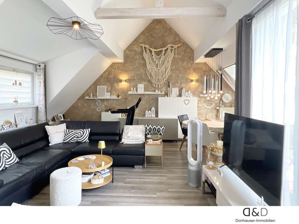 Thumbnail-Wohnung zum Kaufen in Stuttgart-Obertürkheim 329.000,00 € 106 m²