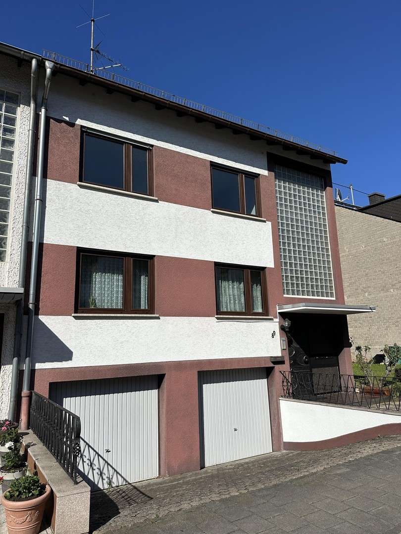 Thumbnail-Haus zum Kaufen in Bendorf 448.000,00 € 270 m²