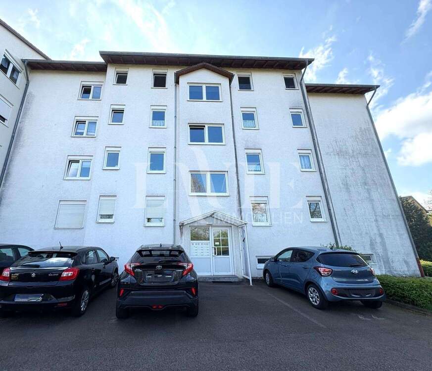 Thumbnail-Wohnung zum Kaufen in Homburg 185.000,00 € 77 m²