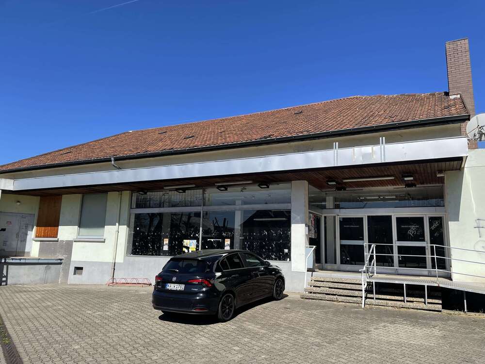 Thumbnail-Einzelhandel in Waghäusel-Wiesental 3.800,00 € 390 m²