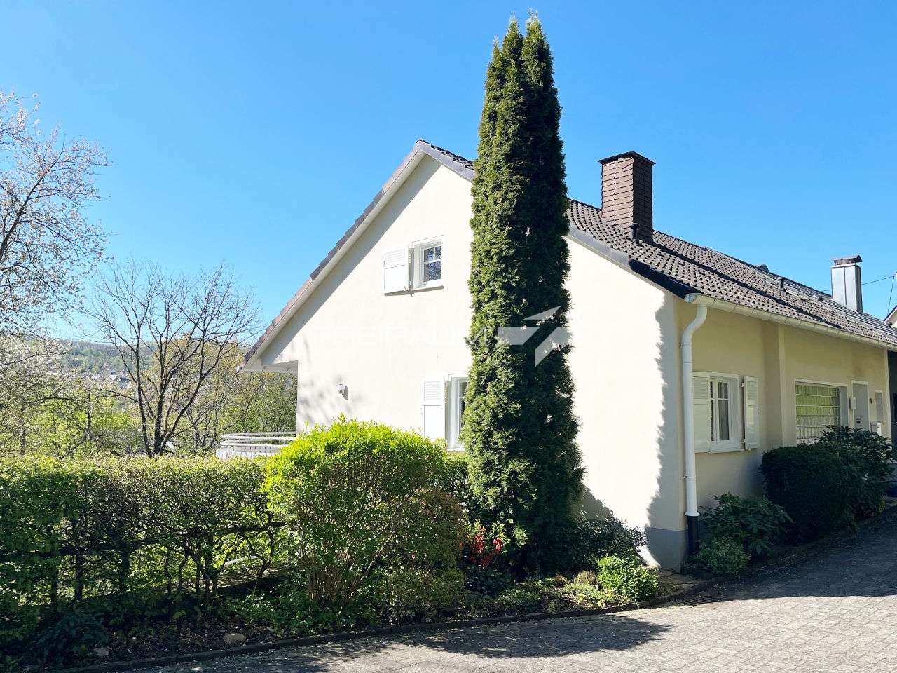 Thumbnail-Haus zum Kaufen in Herdorf 239.000,00 € 145 m²