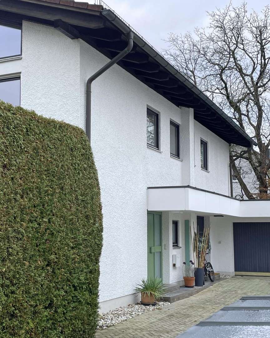Thumbnail-Haus zum Mieten in München 2.800,00 € 130 m²