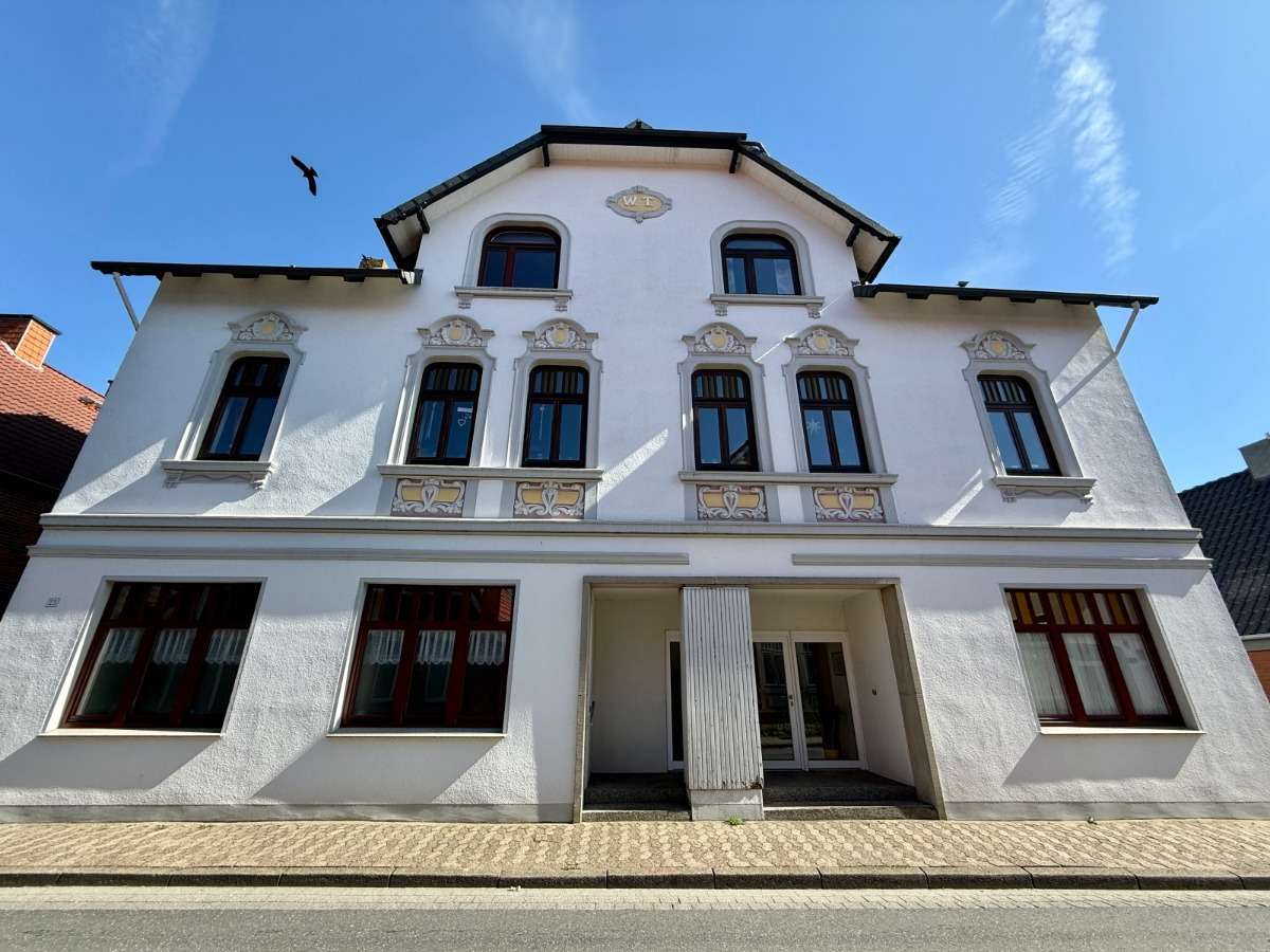 Thumbnail-Haus zum Kaufen in Cuxhaven 395.000,00 € 333 m²