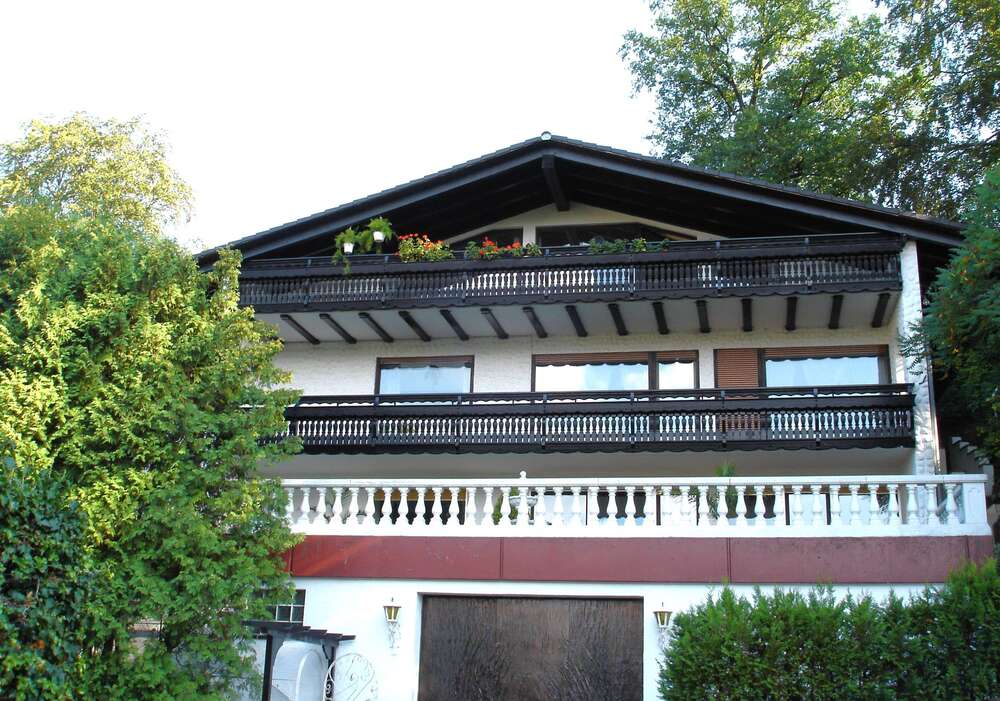 Thumbnail-Haus zum Kaufen in Baden-Baden 1.250.000,00 € 358 m²