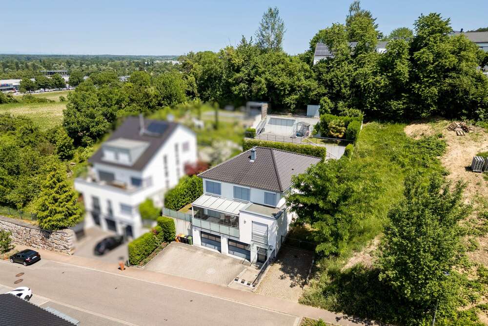 Thumbnail-Haus zum Kaufen in Sinzheim 1.100.000,00 € 260 m²