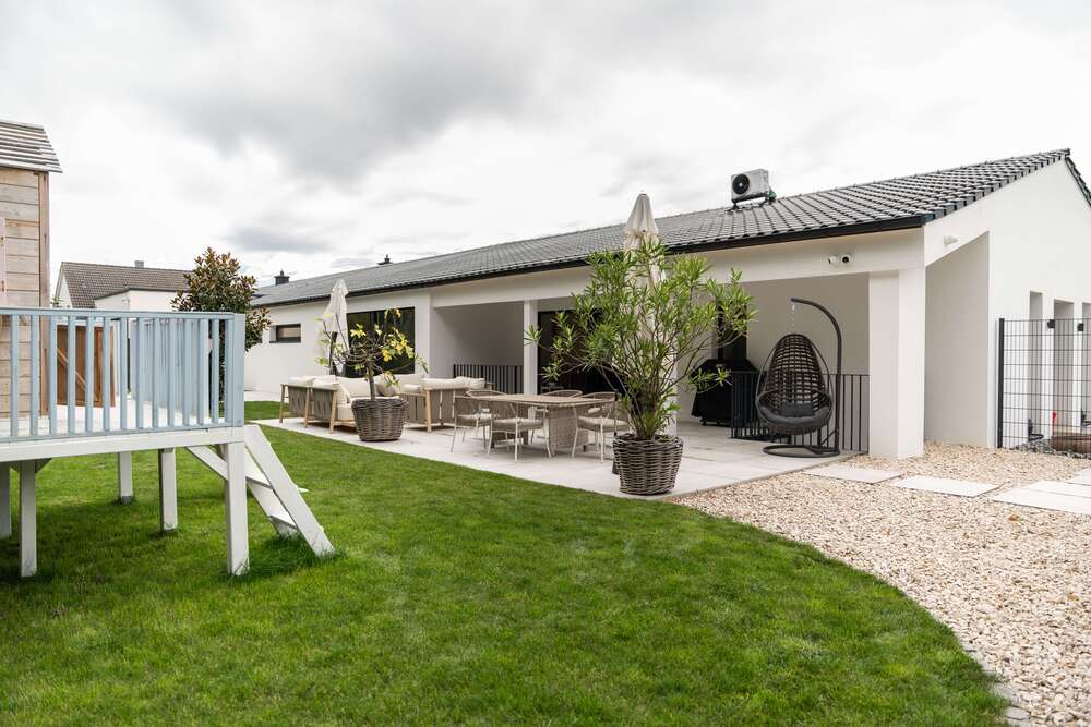 Thumbnail-Wohnung zum Kaufen in Karlsruhe 1.550.000,00 € 250 m²