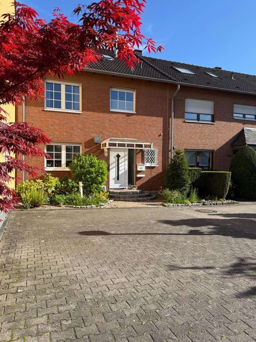 Thumbnail-Haus zum Kaufen in Köln 650.000,00 € 144 m²