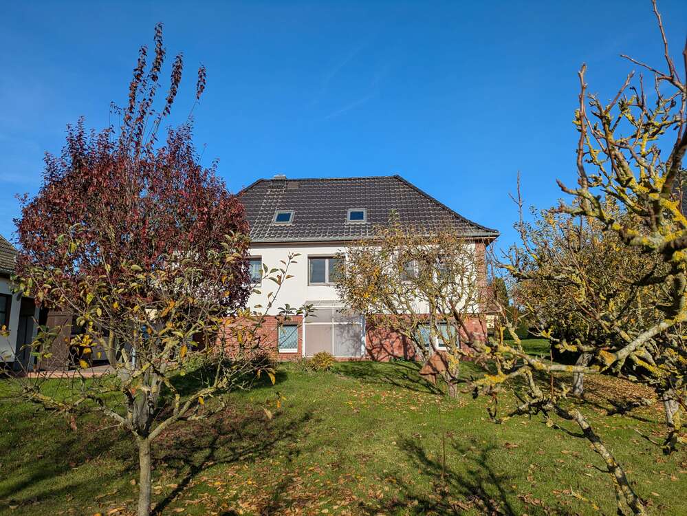 Thumbnail-Haus zum Kaufen in Dahmen 222.000,00 € 180 m²