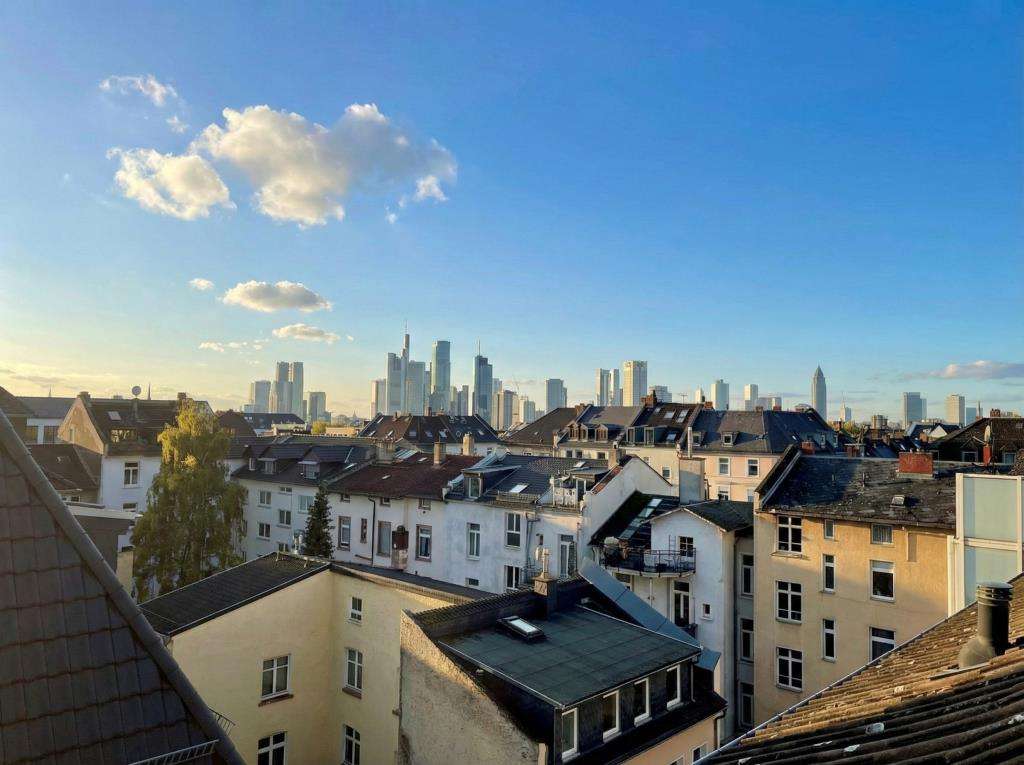 Thumbnail-Haus zum Kaufen in Frankfurt am Main 2.400.000,00 € 504 m²