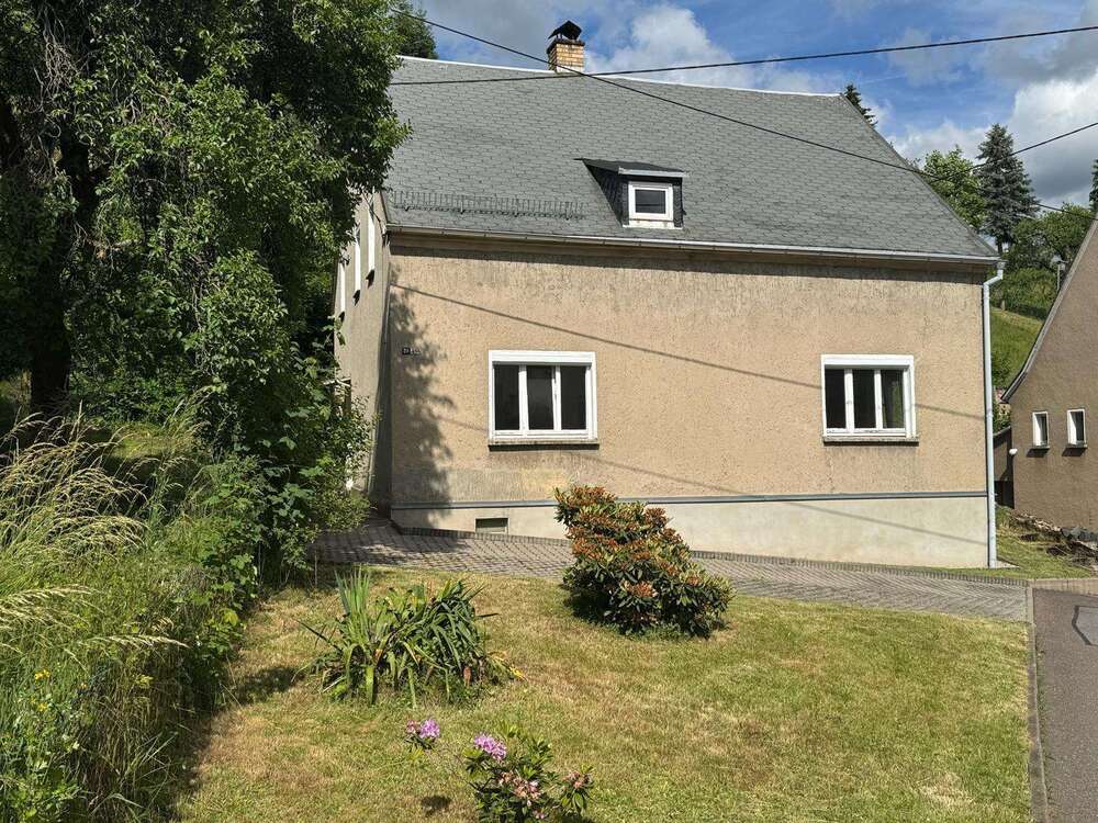 Thumbnail-Haus zum Kaufen in Mülsen 90.000,00 € 130 m²