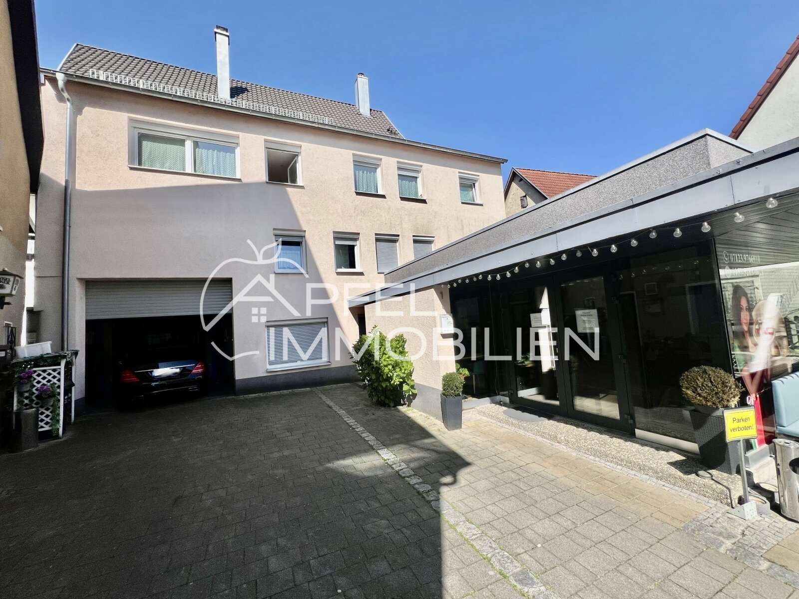 Thumbnail-Haus zum Kaufen in Metzingen 799.000,00 € 307 m²