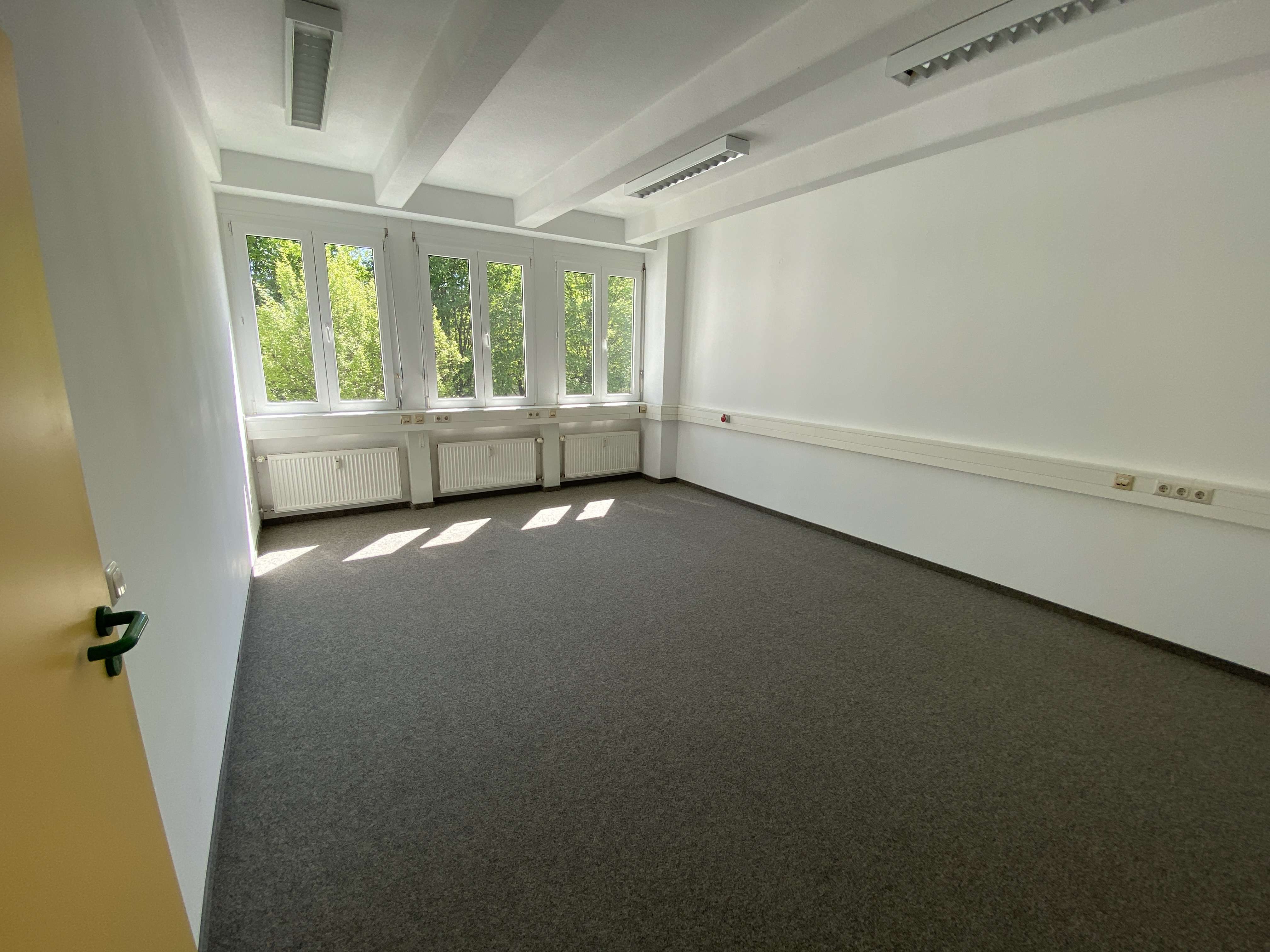 Thumbnail-Büro in Freilassing 191,93 € 22.58 m²
