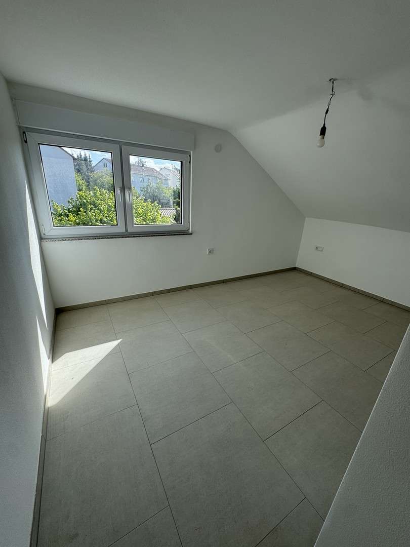 Thumbnail-Wohnung zum Mieten in Backnang 1.100,00 € 74 m²