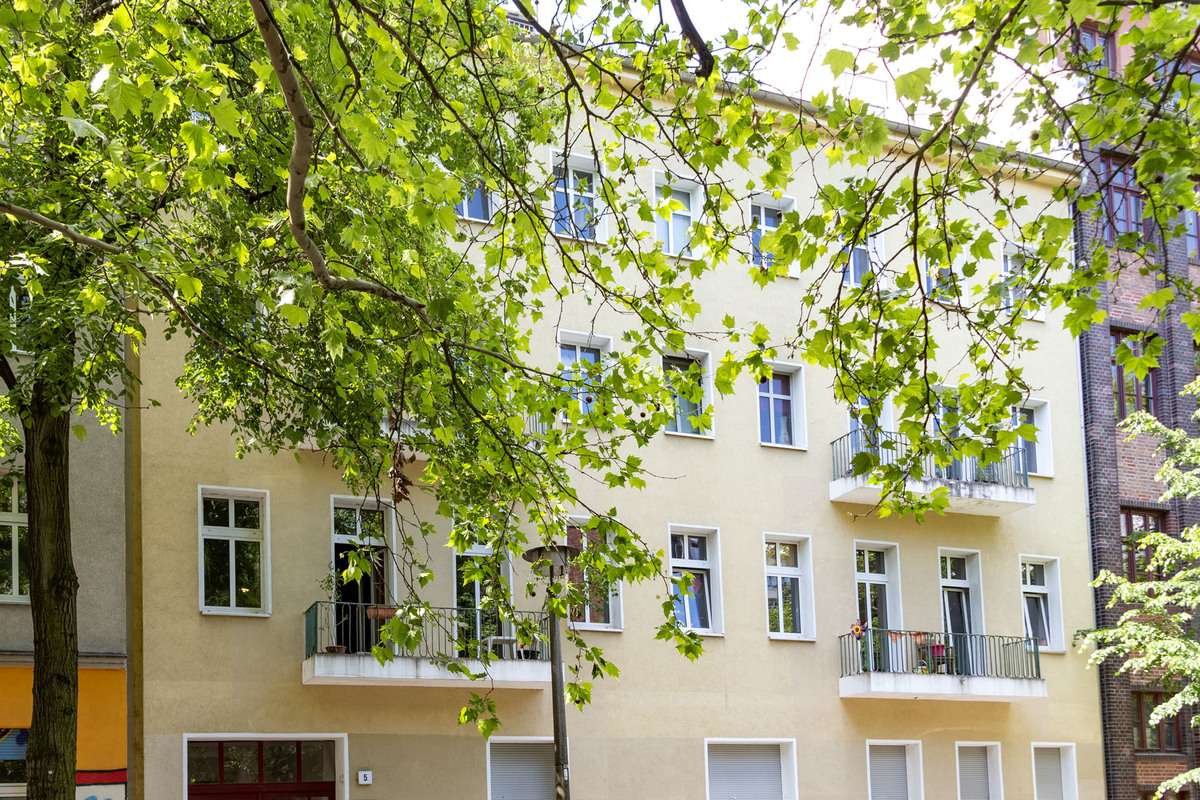 Thumbnail-Wohnung zum Kaufen in Berlin 355.000,00 € 77.89 m²