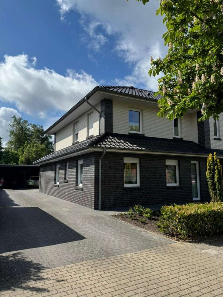 Thumbnail-Wohnung zum Mieten in Rhauderfehn 750,00 € 105 m²