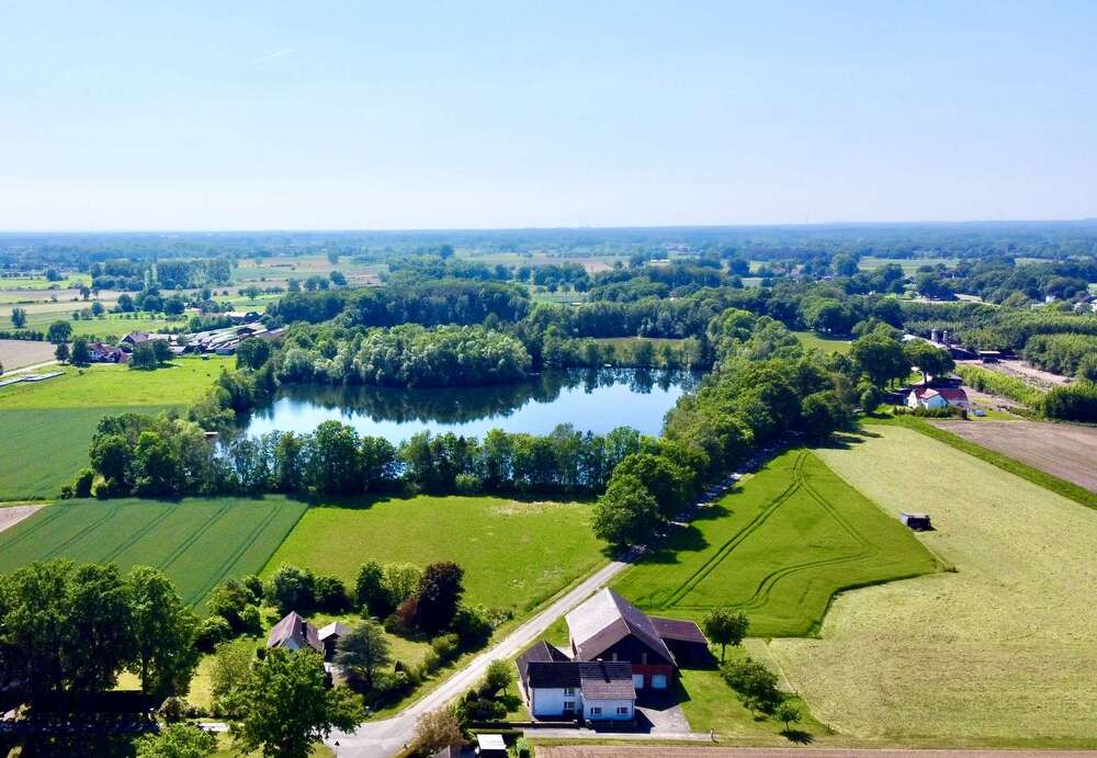 Thumbnail-Haus zum Kaufen in Salzkotten 459.000,00 € 219 m²