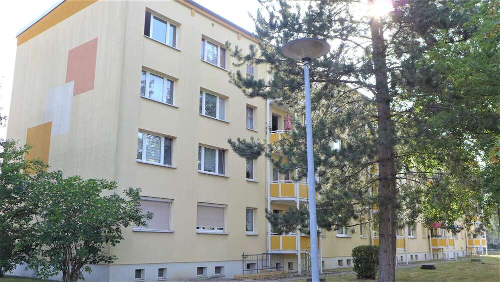 Thumbnail-Wohnung zum Mieten in Borna 270,00 € 44.95 m²