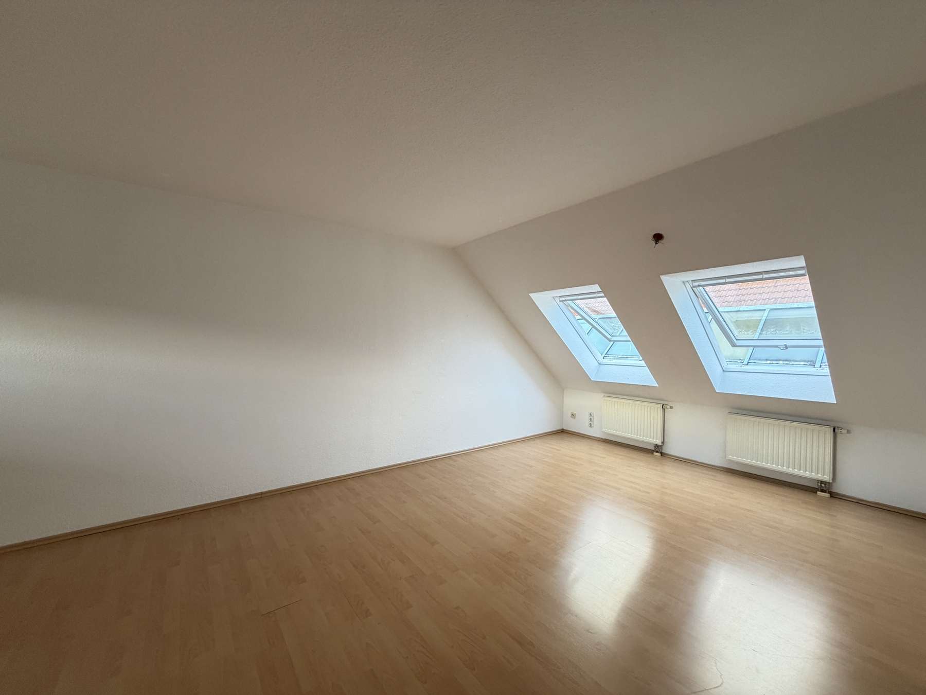 Thumbnail-Wohnung zum Kaufen in Taucha 105.000,00 € 55.84 m²
