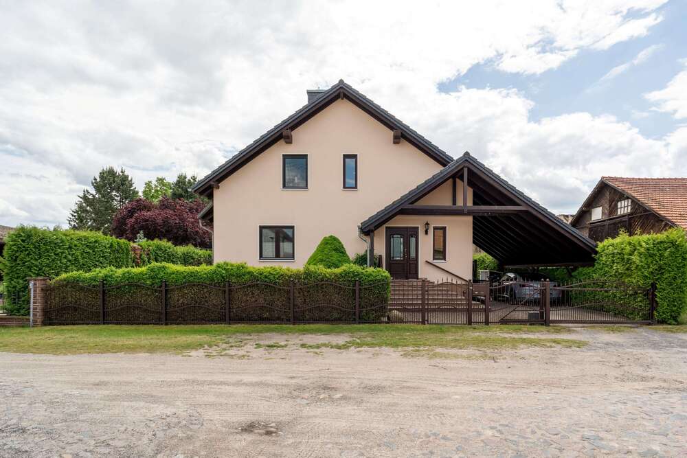 Thumbnail-Haus zum Kaufen in Brandenburg OT Gollwitz 499.000,00 € 240 m²