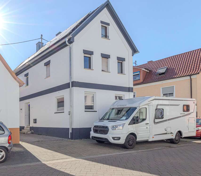Thumbnail-Haus zum Kaufen in Böhl-Iggelheim 270.000,00 € 92 m²