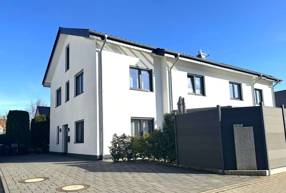 Thumbnail-Haus zum Kaufen in Oerlinghausen 465.000,00 € 149.34 m²