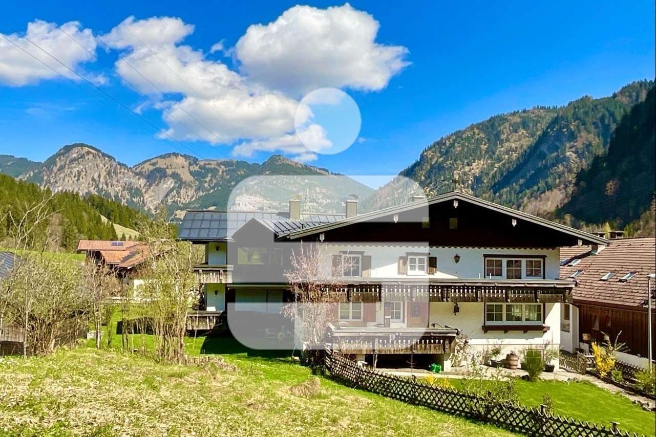 Thumbnail-Haus zum Kaufen in Bad Hindelang 899.000,00 € 370 m²