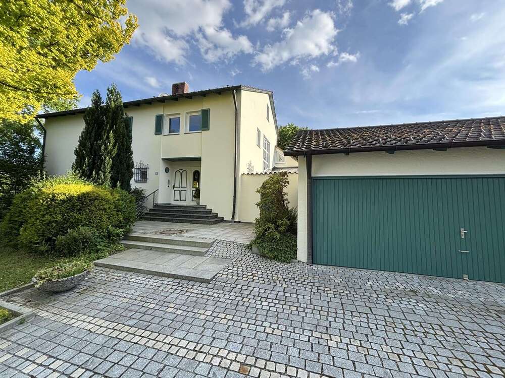 Thumbnail-Haus zum Kaufen in Passau 760.000,00 € 447.45 m²