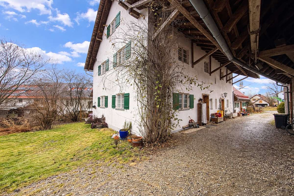 Thumbnail-Haus zum Kaufen in Eurasburg 1.290.000,00 € 350 m²