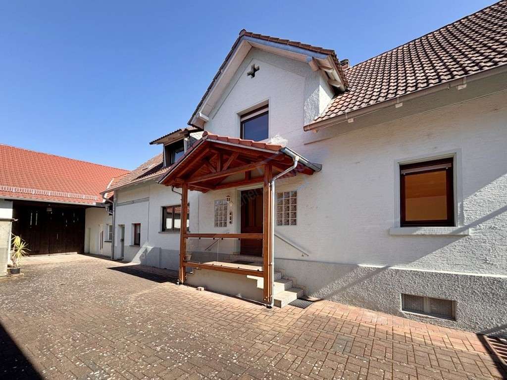 Thumbnail-Haus zum Kaufen in Bensheim 375.000,00 € 142.17 m²