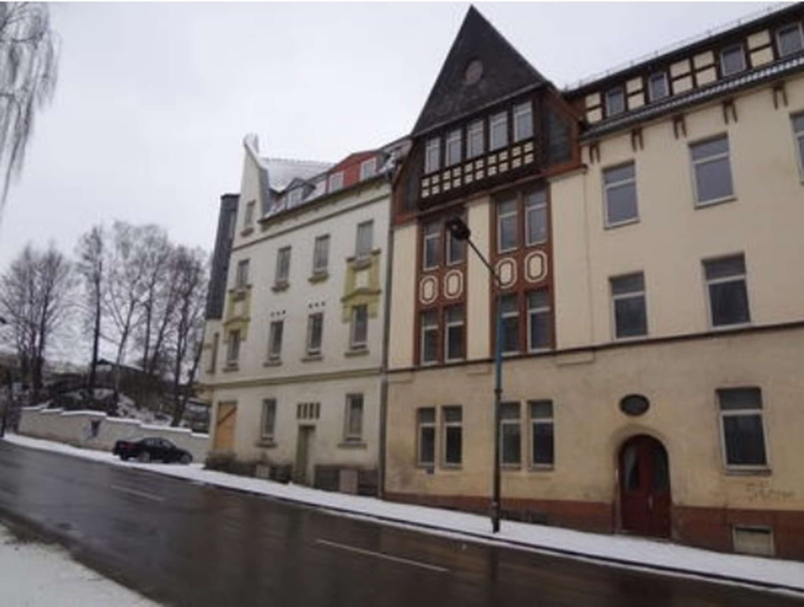 Thumbnail-Wohnung zum Kaufen in Werdau 32.000,00 € 60 m²