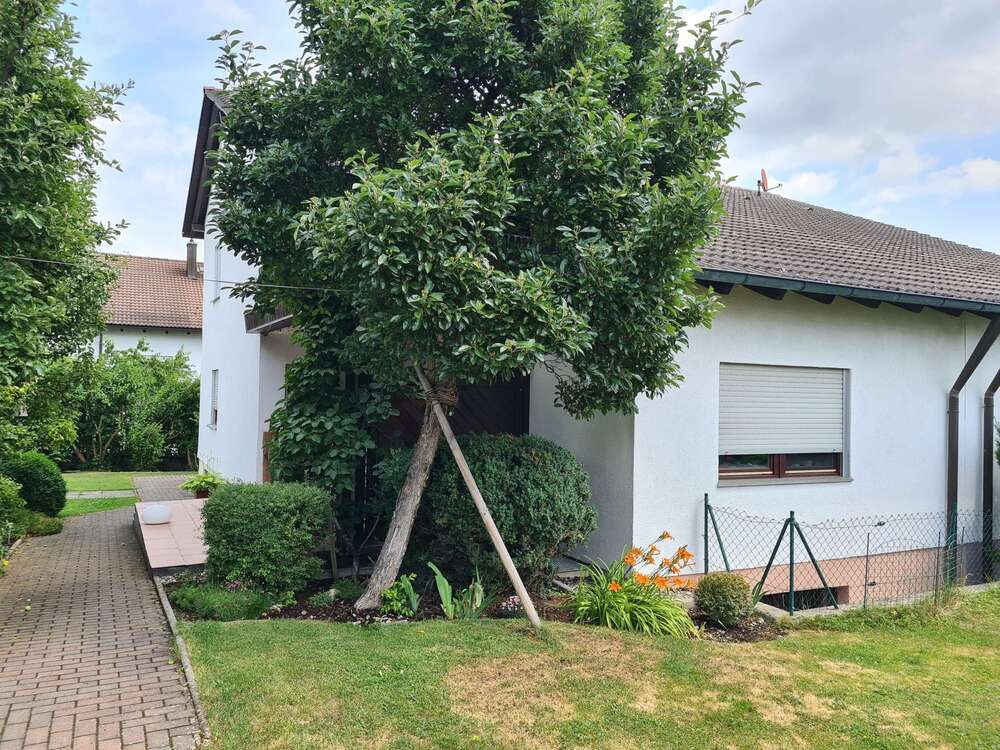 Thumbnail-Haus zum Kaufen in Wettstetten 495.000,00 € 135 m²