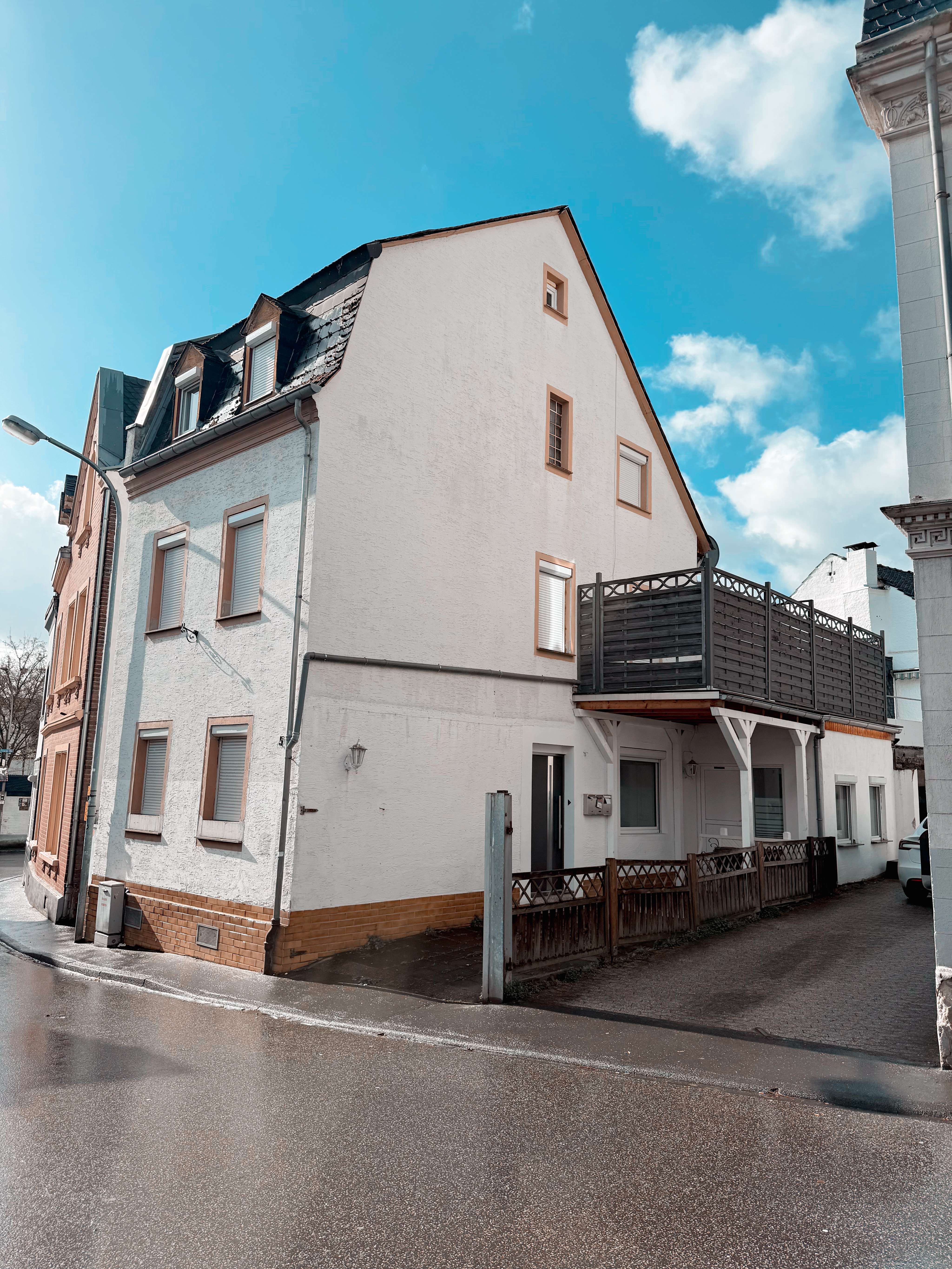 Thumbnail-Haus zum Kaufen in Koblenz 330.000,00 € 153 m²