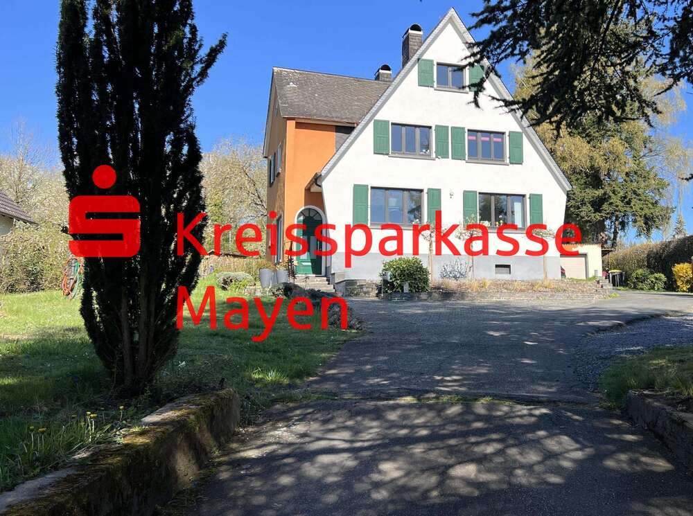 Thumbnail-Haus zum Kaufen in Mayen 730.000,00 € 180 m²