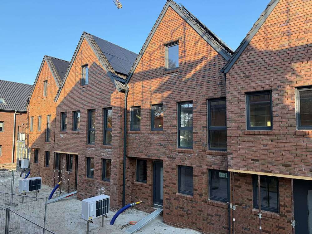 Thumbnail-Haus zum Mieten in Edewecht - Friedrichsfehn 1.580,00 € 121.42 m²