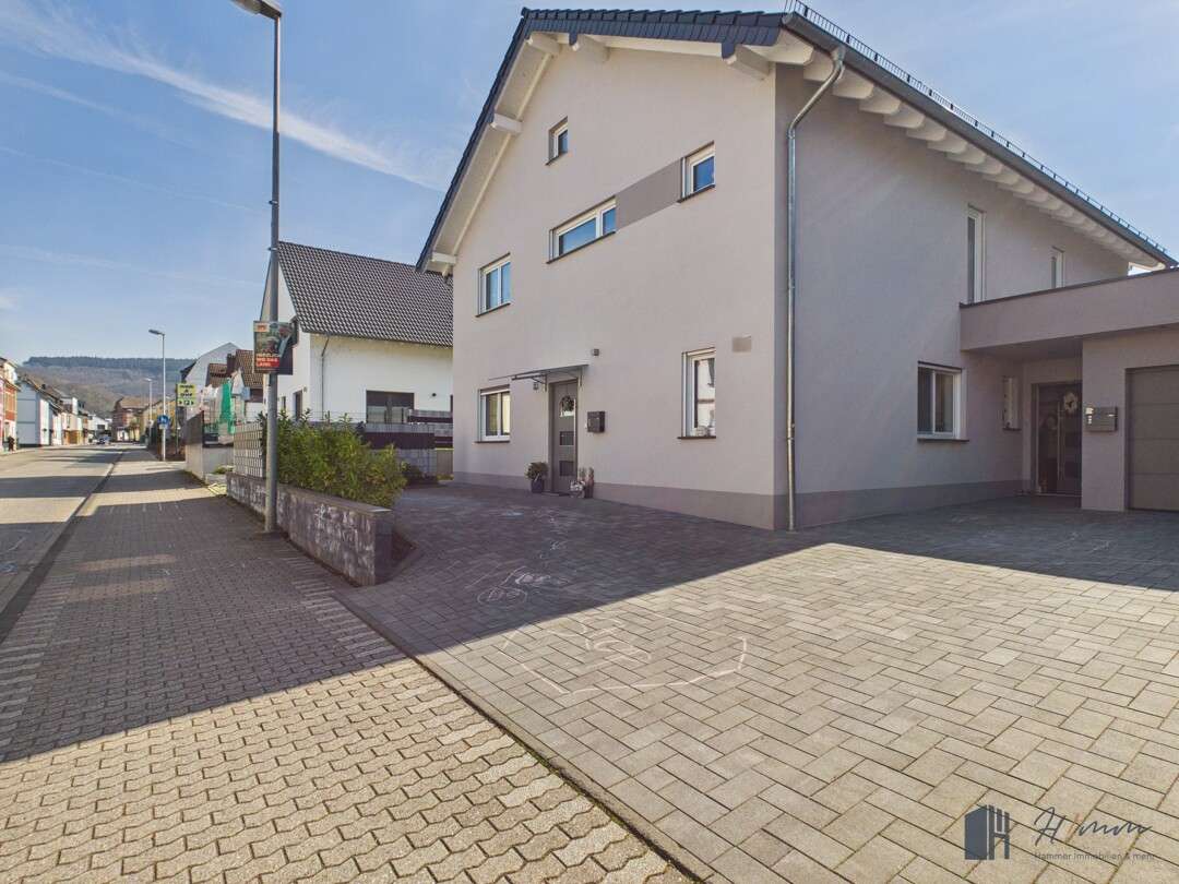 Thumbnail-Haus zum Kaufen in Neuwied Oberbieber 675.000,00 € 242.35 m²