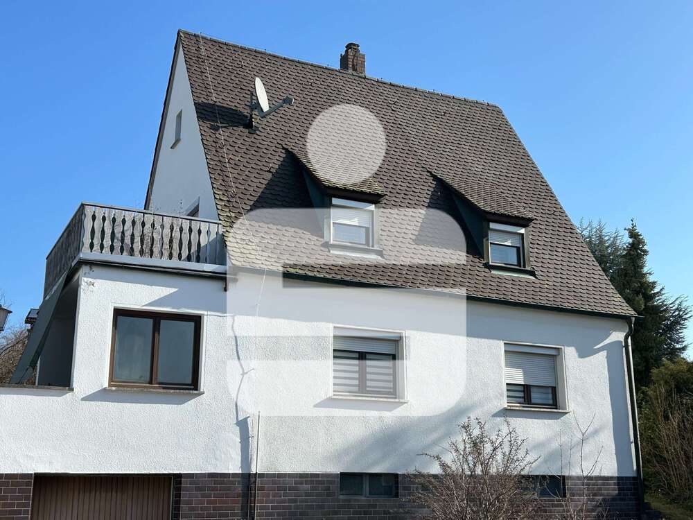 Thumbnail-Haus zum Kaufen in Heroldsberg 270.000,00 € 119 m²