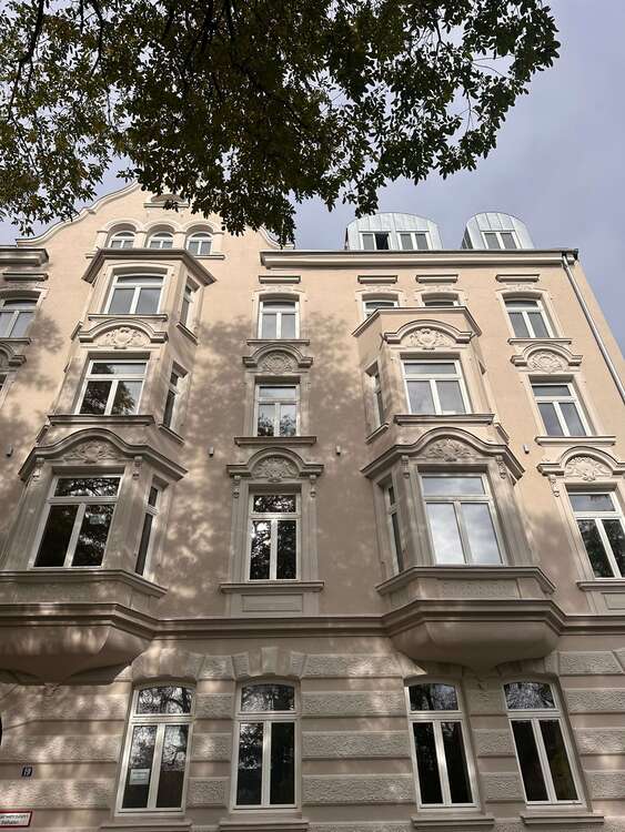 Thumbnail-Wohnung zum Mieten in Augsburg 2.550,57 € 142.49 m²