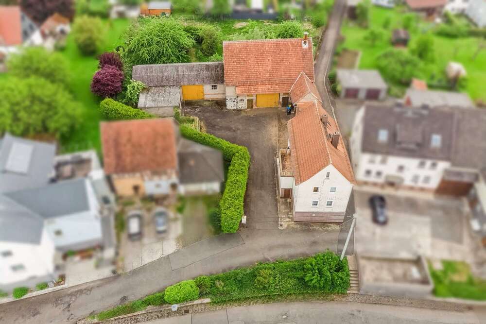 Thumbnail-Haus zum Kaufen in Grünberg 169.000,00 € 140.97 m²