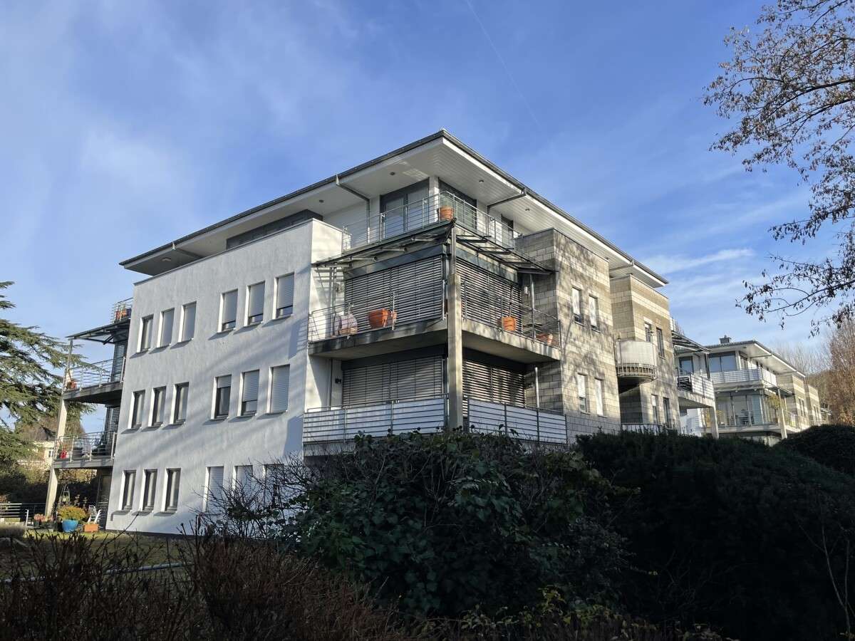 Thumbnail-Wohnung zum Kaufen in Königswinter 228.000,00 € 58 m²
