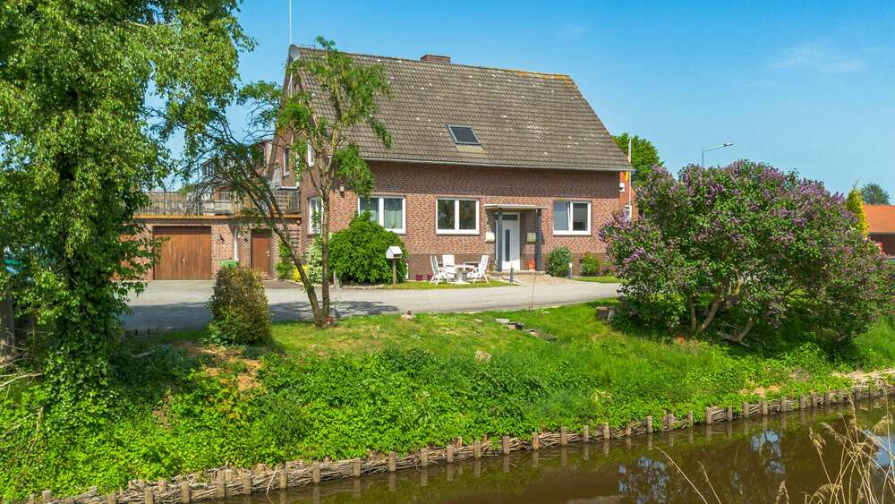 Thumbnail-Haus zum Kaufen in Wilster 350.000,00 € 183 m²