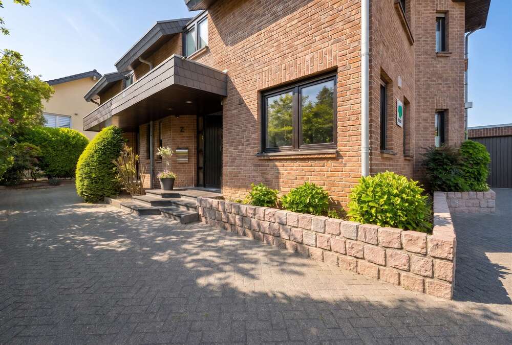 Thumbnail-Haus zum Kaufen in Kaarst-Büttgen 895.000,00 € 185 m²