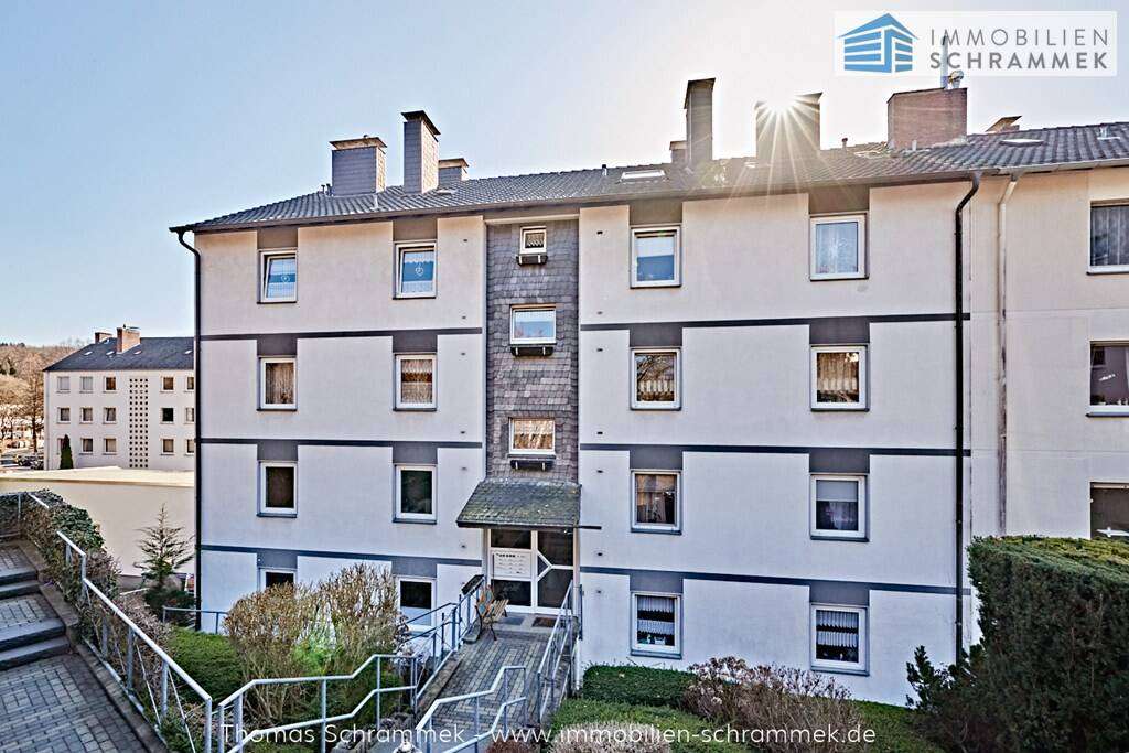 Thumbnail-Wohnung zum Kaufen in Iserlohn 115.000,00 € 81 m²