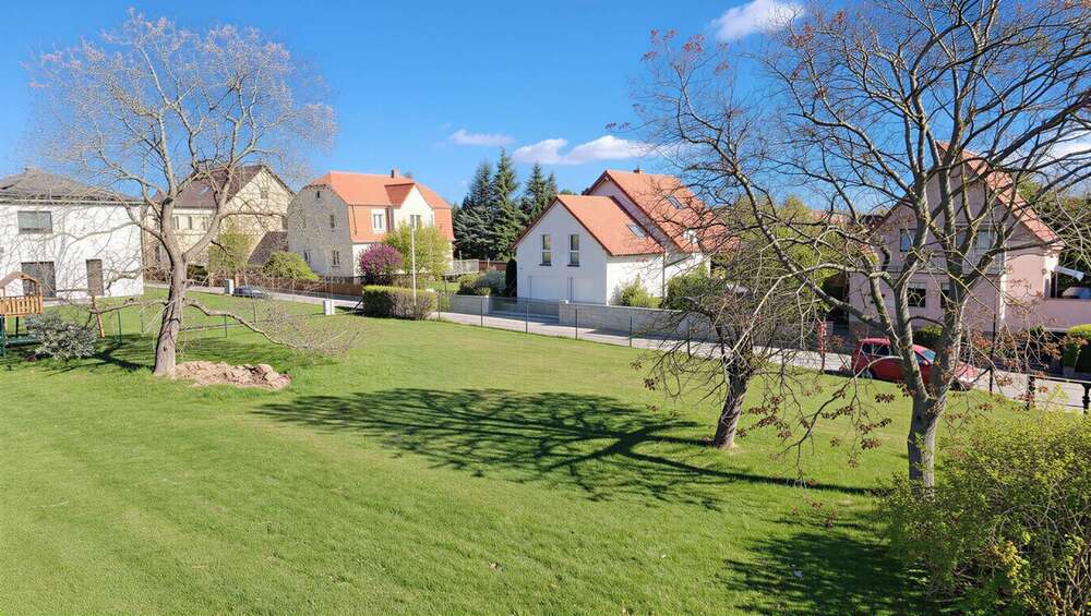 Thumbnail-Grundstück zu verkaufen in Radebeul 350.000,00 € 715 m²