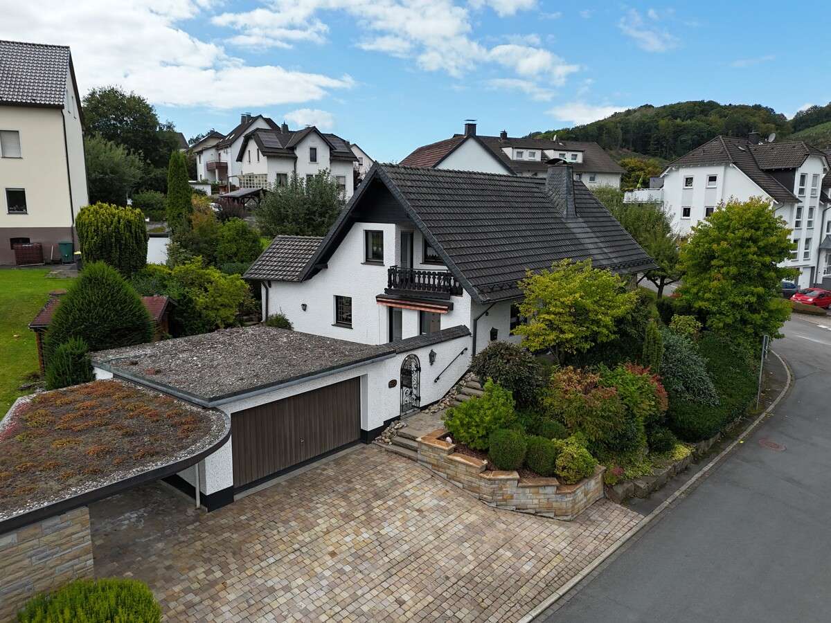 Thumbnail-Haus zum Kaufen in Werdohl Kleinhammer 335.000,00 € 168 m²