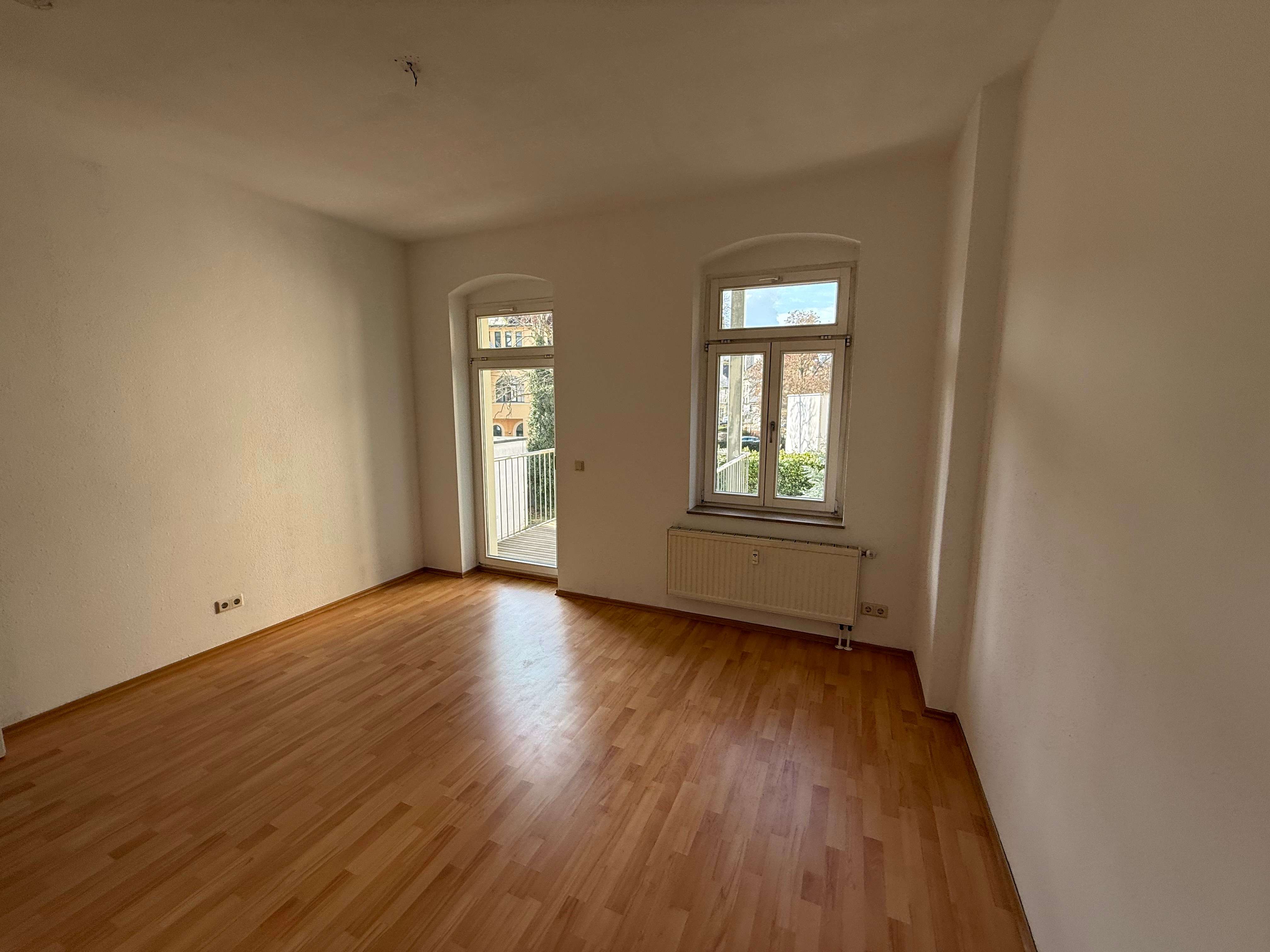 Thumbnail-Wohnung zum Mieten in Zwickau 699,00 € 118.3 m²