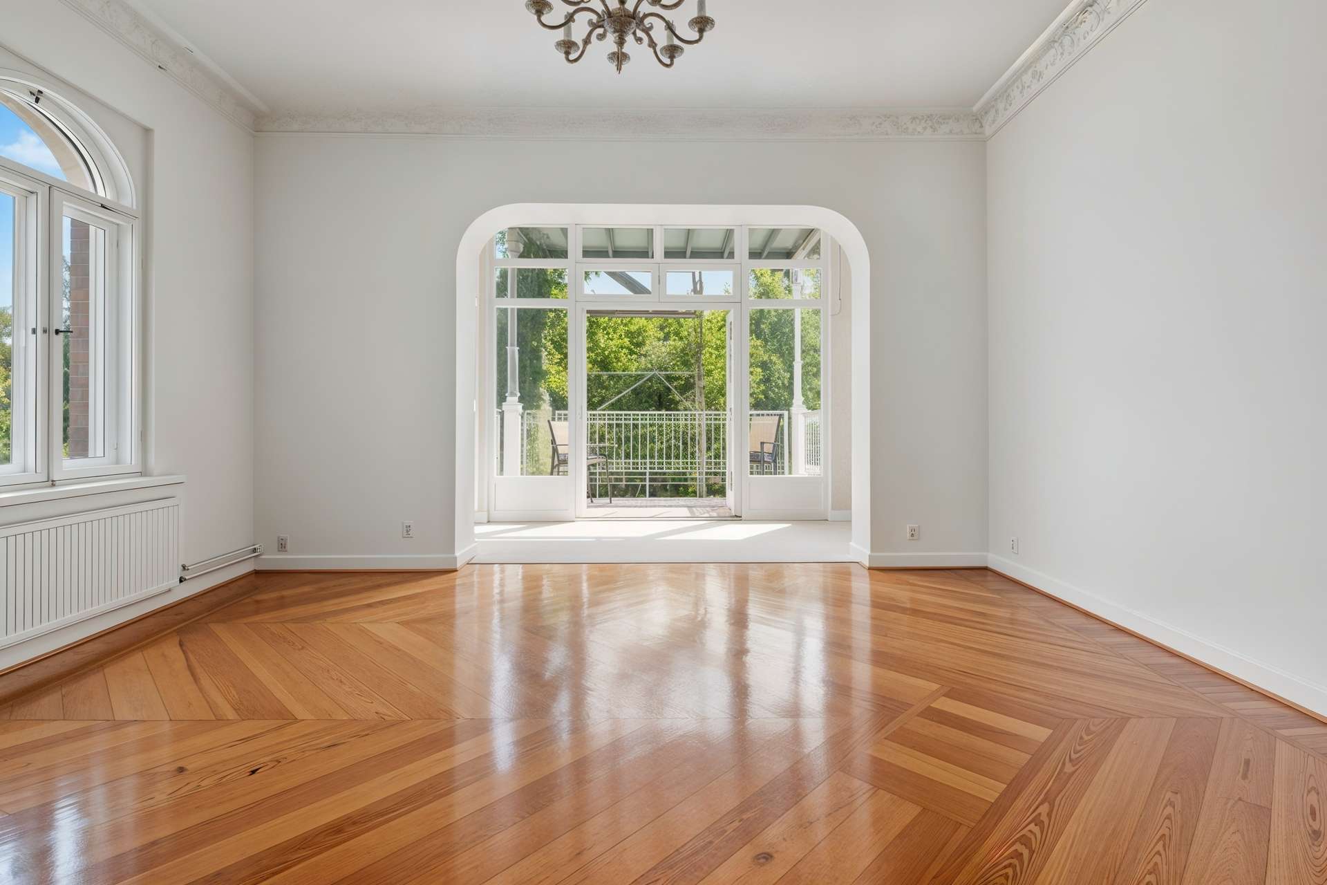 Thumbnail-Wohnung zum Kaufen in Berlin 1.995.000,00 € 211 m²