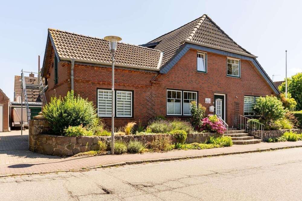 Thumbnail-Haus zum Kaufen in Großenbrode 740.000,00 € 250 m²